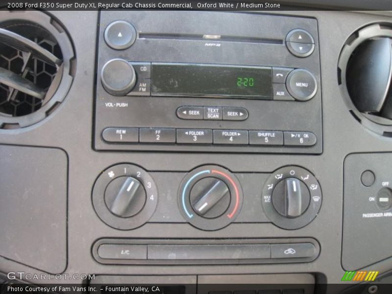 Controls of 2008 F350 Super Duty XL Regular Cab Chassis Commercial