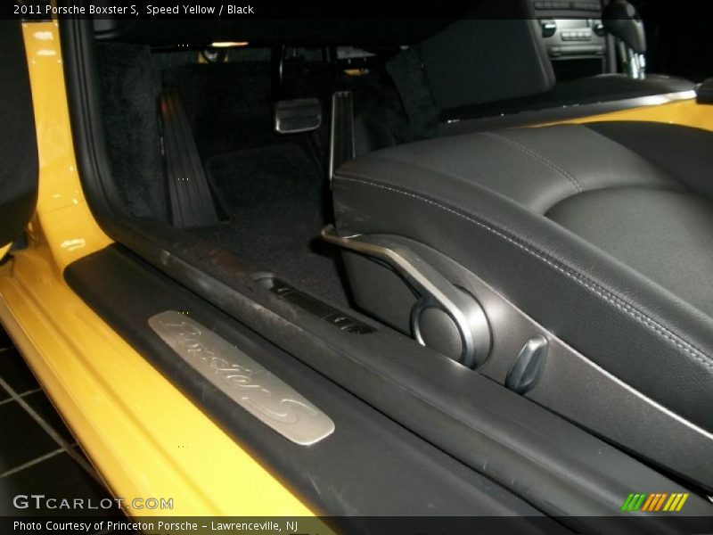 Speed Yellow / Black 2011 Porsche Boxster S