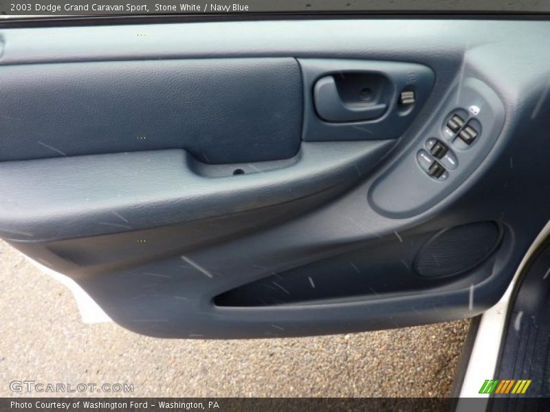 Door Panel of 2003 Grand Caravan Sport