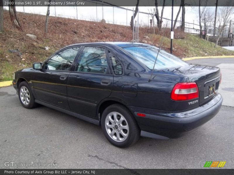 Blackberry / Silver Grey 2000 Volvo S40 1.9T