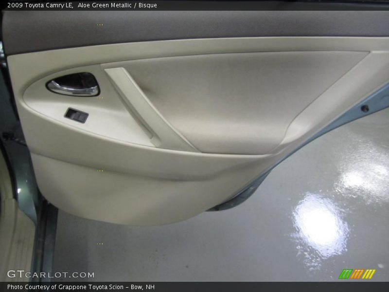 Aloe Green Metallic / Bisque 2009 Toyota Camry LE