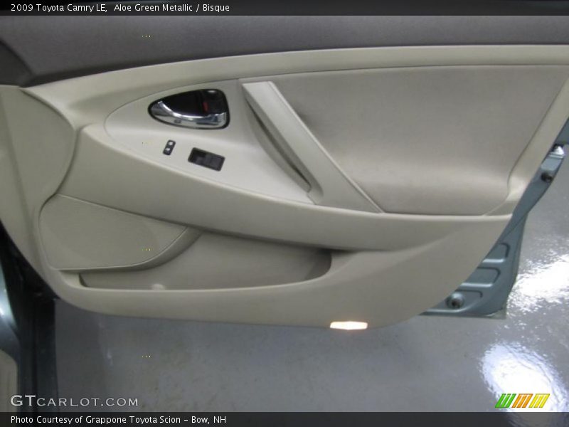 Aloe Green Metallic / Bisque 2009 Toyota Camry LE