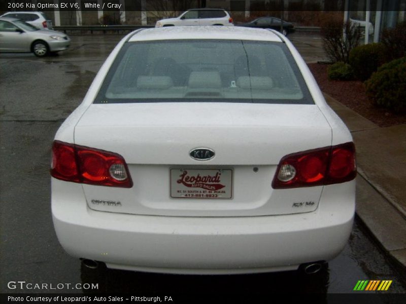 White / Gray 2006 Kia Optima EX V6