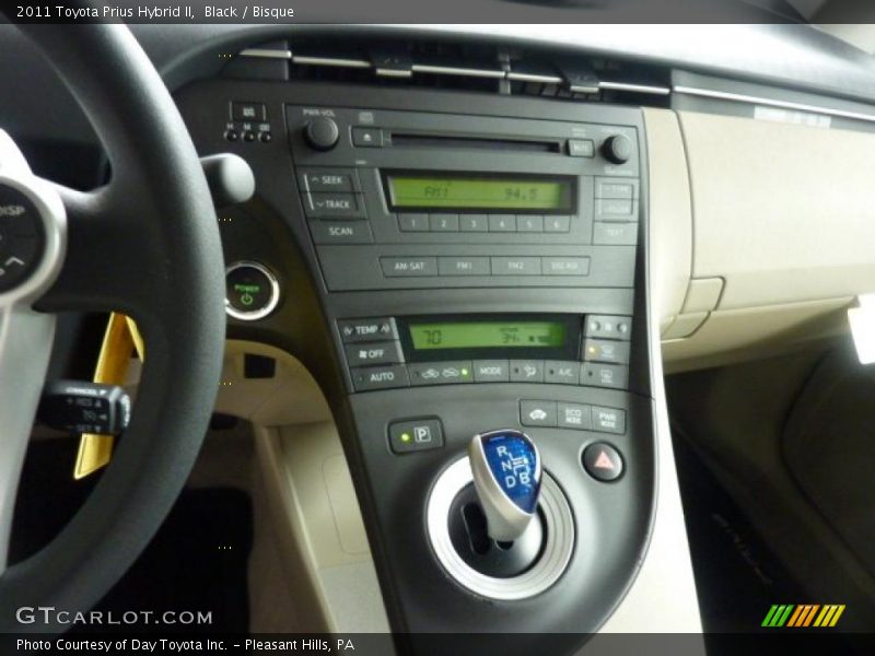 Black / Bisque 2011 Toyota Prius Hybrid II