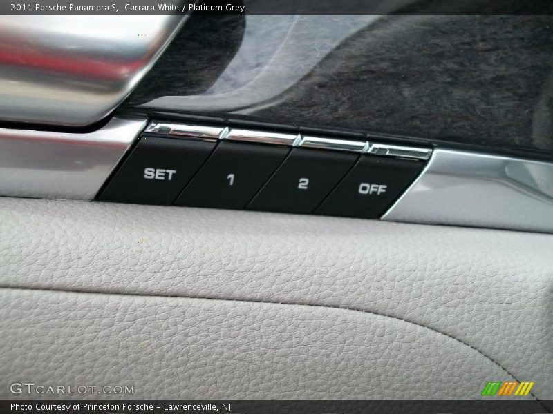 Carrara White / Platinum Grey 2011 Porsche Panamera S