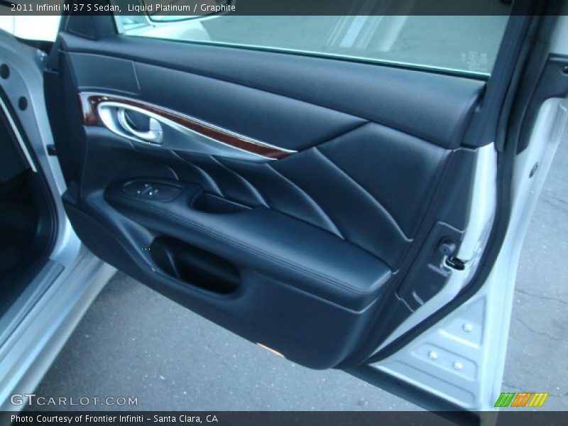 Door Panel of 2011 M 37 S Sedan