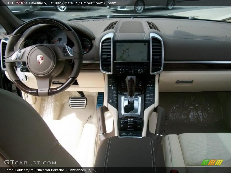 Dashboard of 2011 Cayenne S