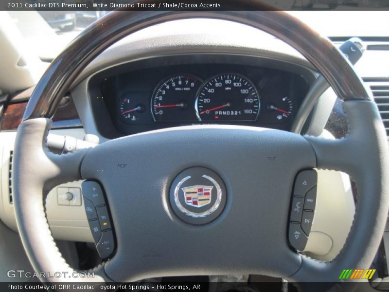 White Diamond Tricoat / Shale/Cocoa Accents 2011 Cadillac DTS Premium