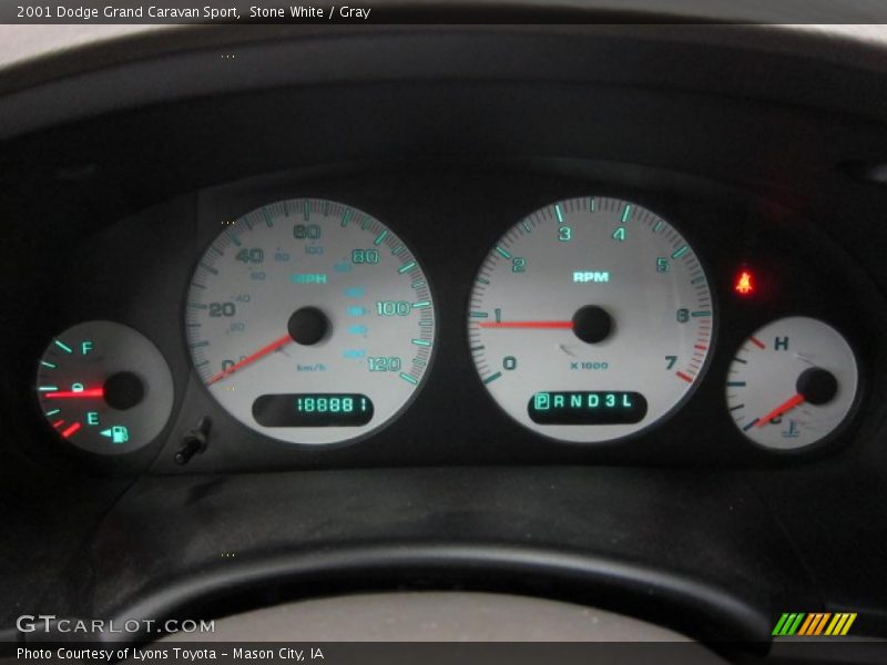 Stone White / Gray 2001 Dodge Grand Caravan Sport