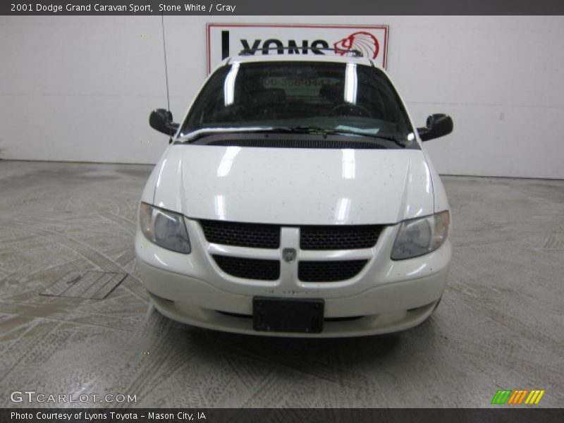 Stone White / Gray 2001 Dodge Grand Caravan Sport