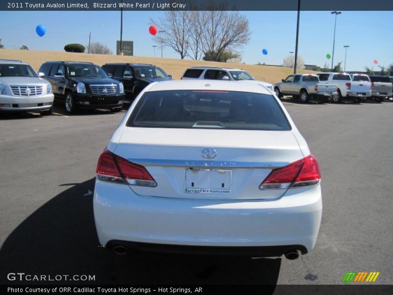 Blizzard White Pearl / Light Gray 2011 Toyota Avalon Limited