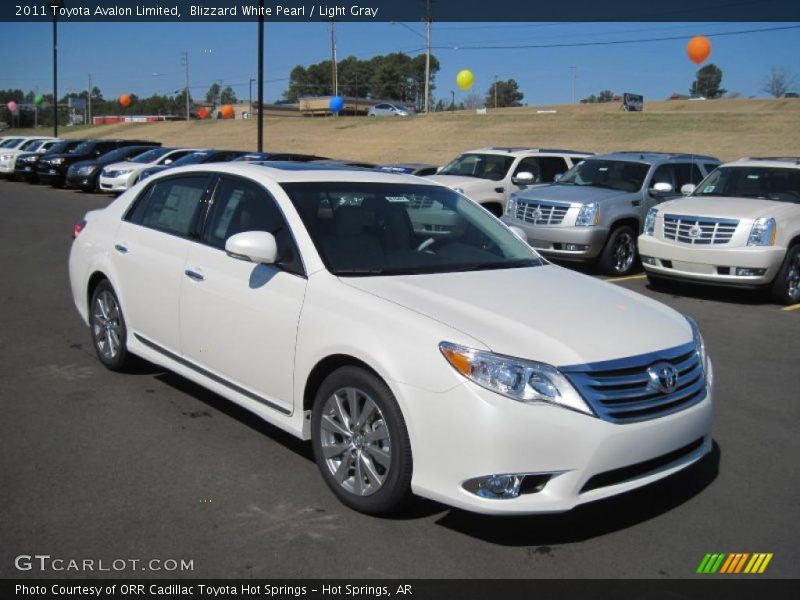Blizzard White Pearl / Light Gray 2011 Toyota Avalon Limited