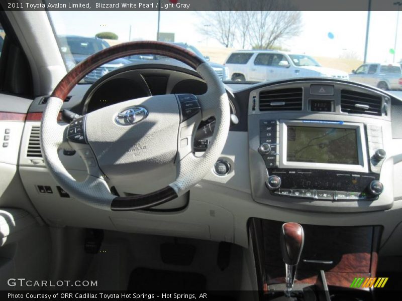 Blizzard White Pearl / Light Gray 2011 Toyota Avalon Limited