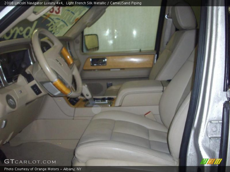 Light French Silk Metallic / Camel/Sand Piping 2008 Lincoln Navigator Luxury 4x4
