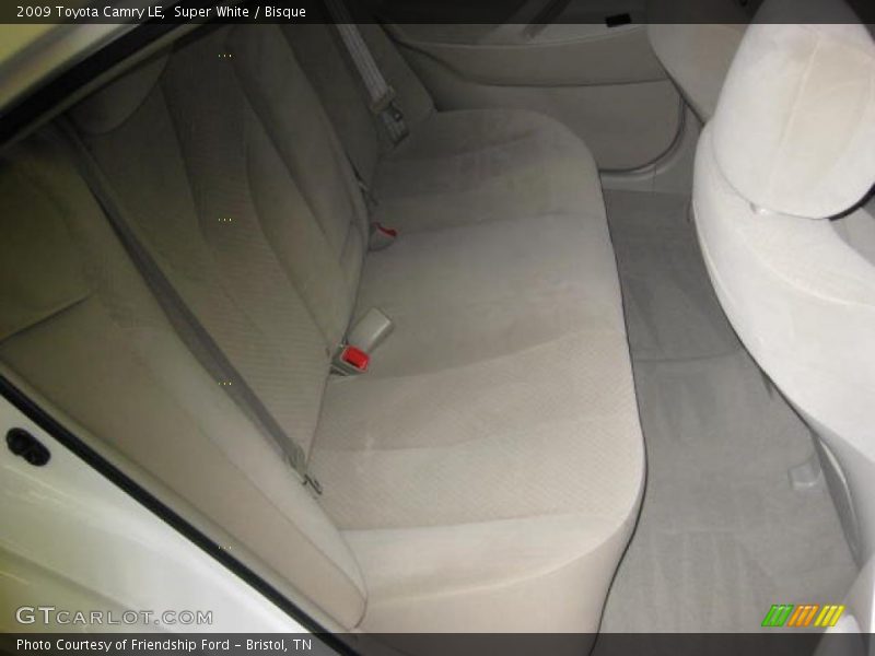 Super White / Bisque 2009 Toyota Camry LE