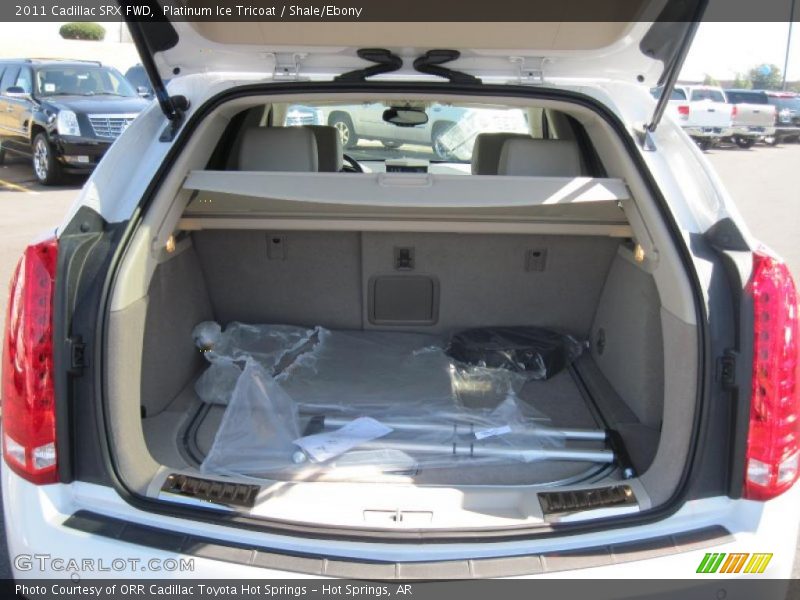 Platinum Ice Tricoat / Shale/Ebony 2011 Cadillac SRX FWD
