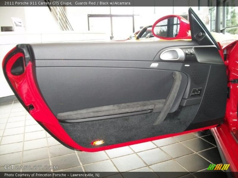 Door Panel of 2011 911 Carrera GTS Coupe