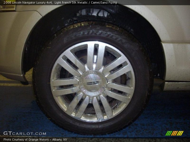 Light French Silk Metallic / Camel/Sand Piping 2008 Lincoln Navigator Luxury 4x4
