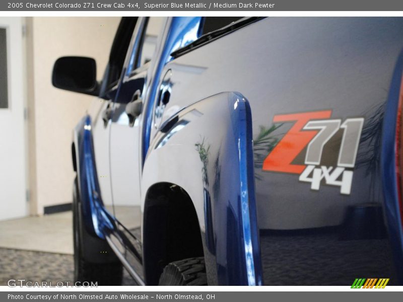 Superior Blue Metallic / Medium Dark Pewter 2005 Chevrolet Colorado Z71 Crew Cab 4x4