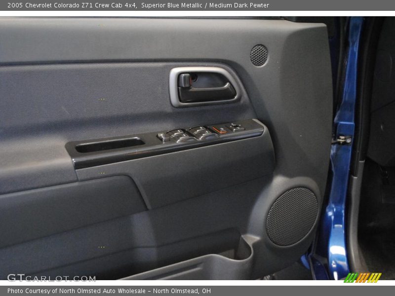 Superior Blue Metallic / Medium Dark Pewter 2005 Chevrolet Colorado Z71 Crew Cab 4x4