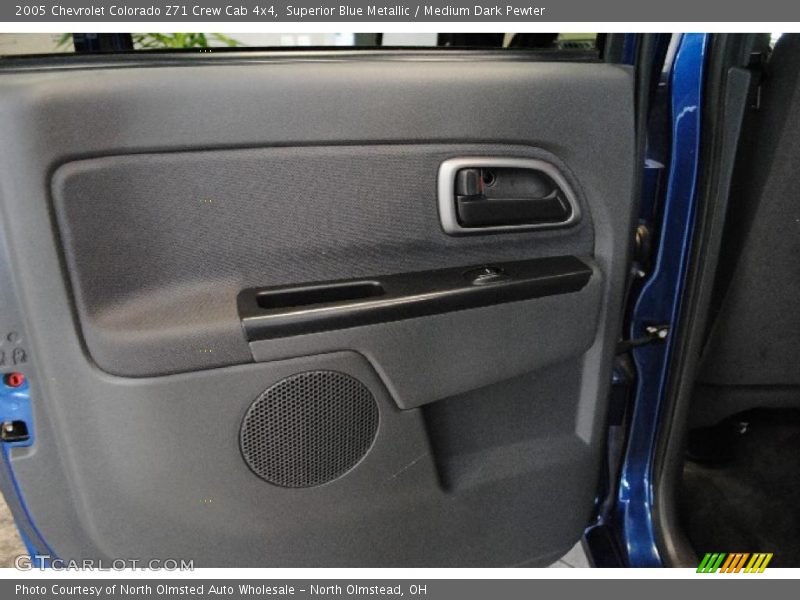 Superior Blue Metallic / Medium Dark Pewter 2005 Chevrolet Colorado Z71 Crew Cab 4x4
