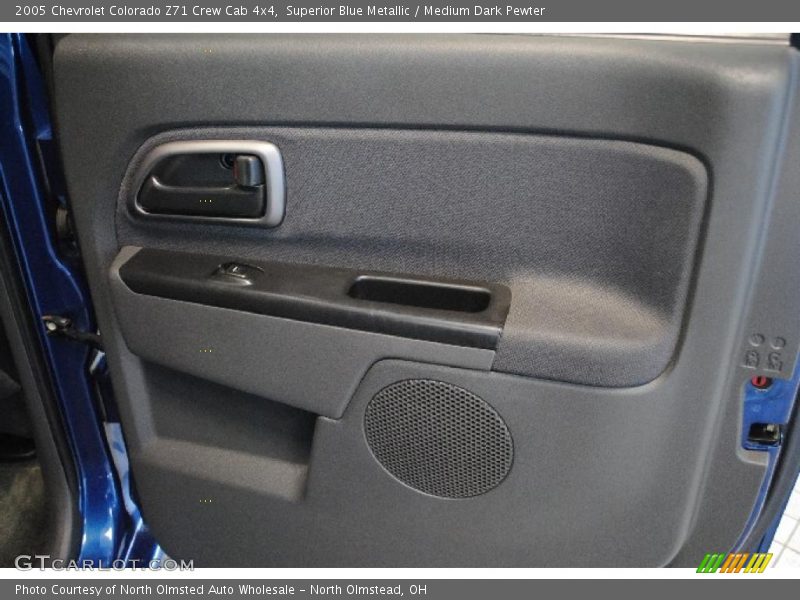 Superior Blue Metallic / Medium Dark Pewter 2005 Chevrolet Colorado Z71 Crew Cab 4x4