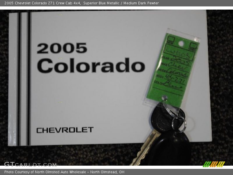 Superior Blue Metallic / Medium Dark Pewter 2005 Chevrolet Colorado Z71 Crew Cab 4x4