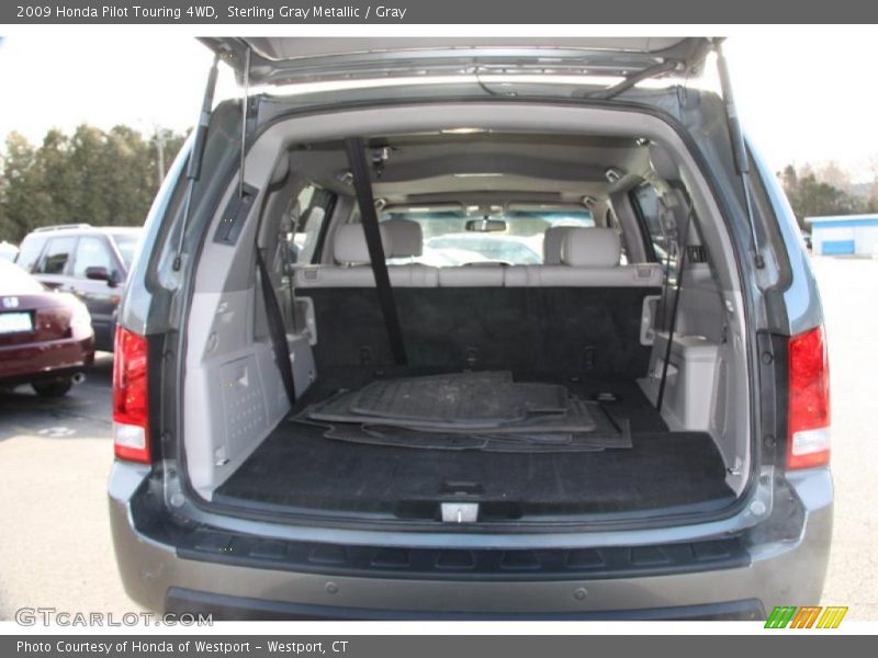 Sterling Gray Metallic / Gray 2009 Honda Pilot Touring 4WD