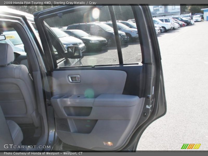 Sterling Gray Metallic / Gray 2009 Honda Pilot Touring 4WD
