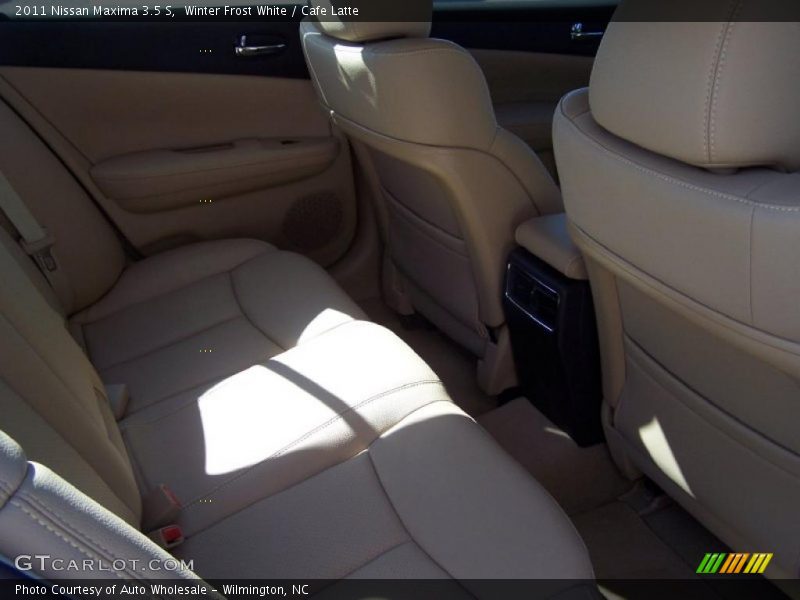Winter Frost White / Cafe Latte 2011 Nissan Maxima 3.5 S