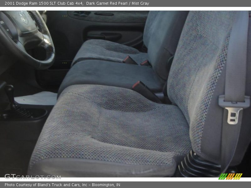 Dark Garnet Red Pearl / Mist Gray 2001 Dodge Ram 1500 SLT Club Cab 4x4