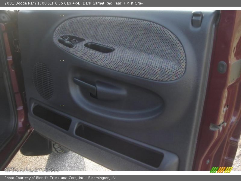 Dark Garnet Red Pearl / Mist Gray 2001 Dodge Ram 1500 SLT Club Cab 4x4