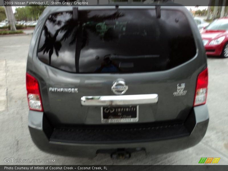 Storm Gray / Graphite 2009 Nissan Pathfinder LE