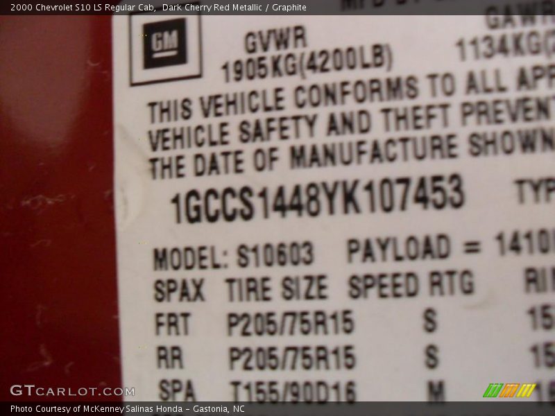 Dark Cherry Red Metallic / Graphite 2000 Chevrolet S10 LS Regular Cab