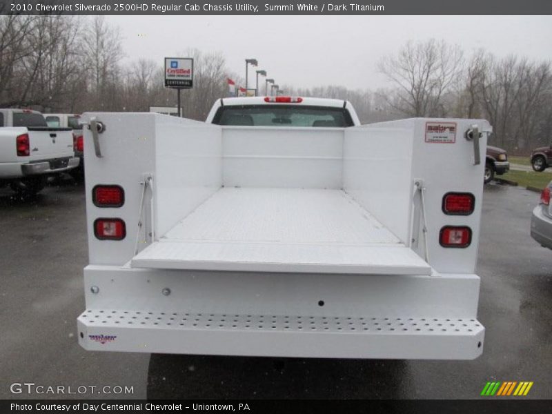 Summit White / Dark Titanium 2010 Chevrolet Silverado 2500HD Regular Cab Chassis Utility