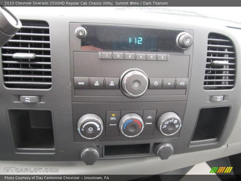 Controls of 2010 Silverado 2500HD Regular Cab Chassis Utility