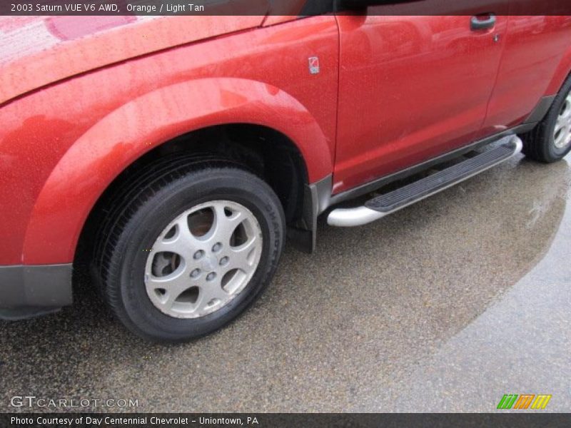 Orange / Light Tan 2003 Saturn VUE V6 AWD