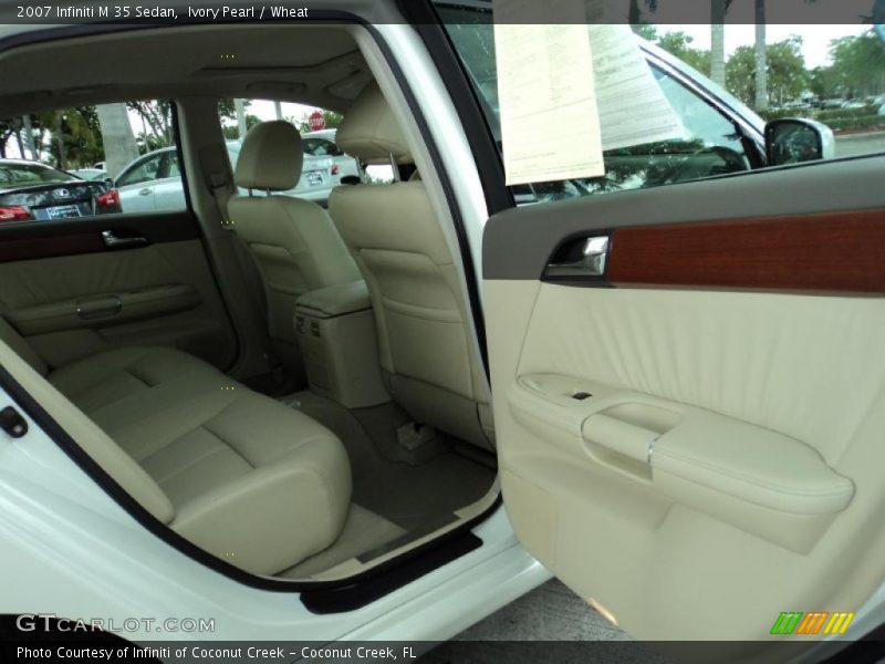 Ivory Pearl / Wheat 2007 Infiniti M 35 Sedan