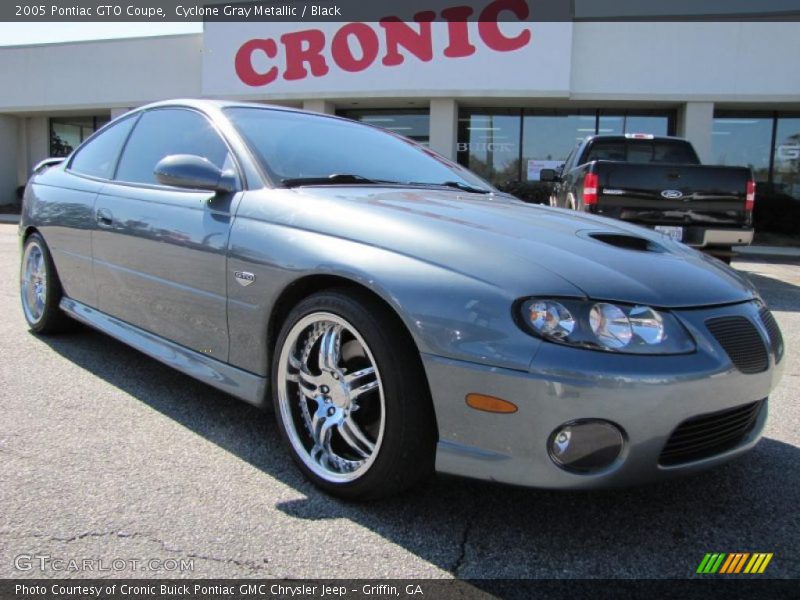 Cyclone Gray Metallic / Black 2005 Pontiac GTO Coupe