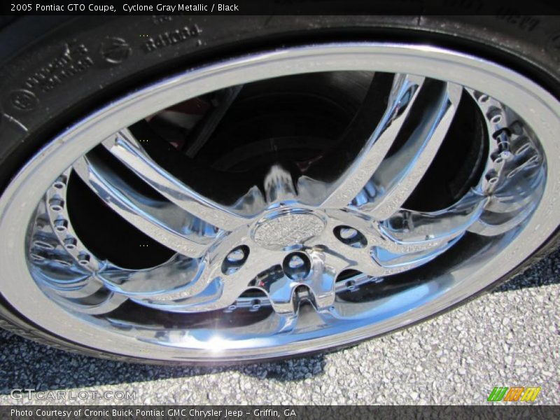 Cyclone Gray Metallic / Black 2005 Pontiac GTO Coupe