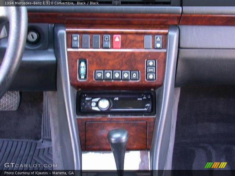 Controls of 1994 E 320 Convertible