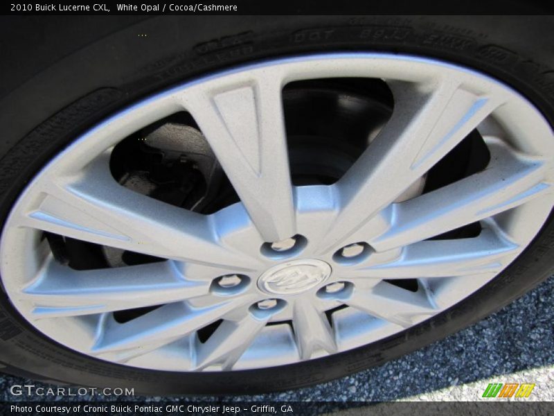 White Opal / Cocoa/Cashmere 2010 Buick Lucerne CXL