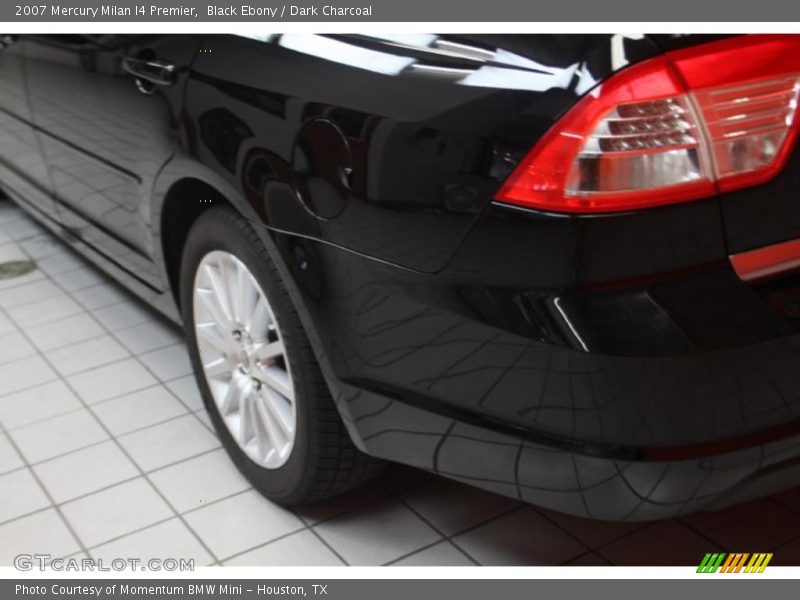 Black Ebony / Dark Charcoal 2007 Mercury Milan I4 Premier