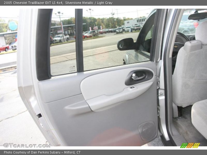 Silverstone Metallic / Light Gray 2005 Chevrolet TrailBlazer EXT LS 4x4