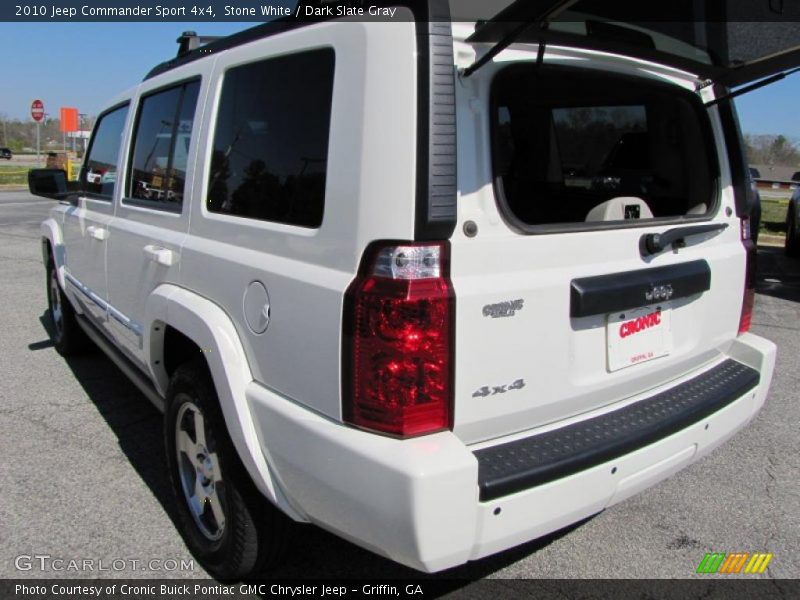 Stone White / Dark Slate Gray 2010 Jeep Commander Sport 4x4