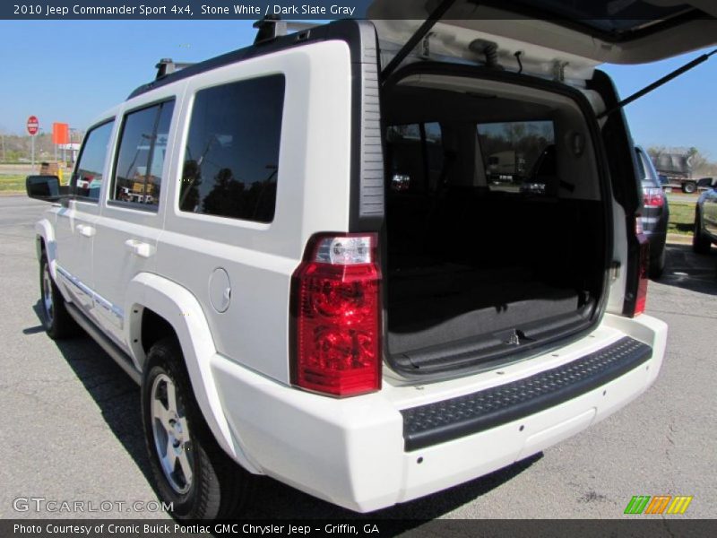 Stone White / Dark Slate Gray 2010 Jeep Commander Sport 4x4