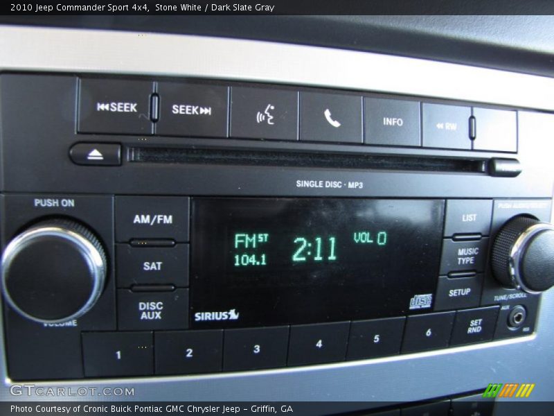 Stone White / Dark Slate Gray 2010 Jeep Commander Sport 4x4