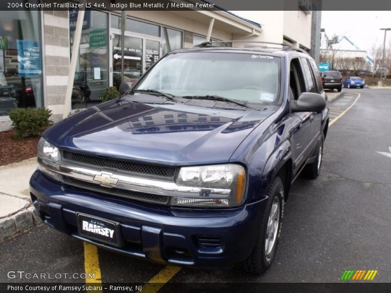 Indigo Blue Metallic / Medium Pewter 2004 Chevrolet TrailBlazer LS 4x4