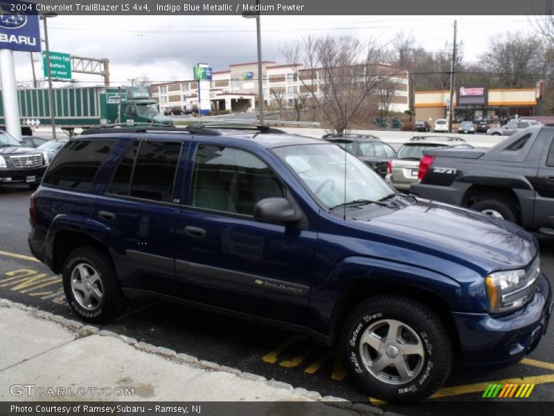 Indigo Blue Metallic / Medium Pewter 2004 Chevrolet TrailBlazer LS 4x4