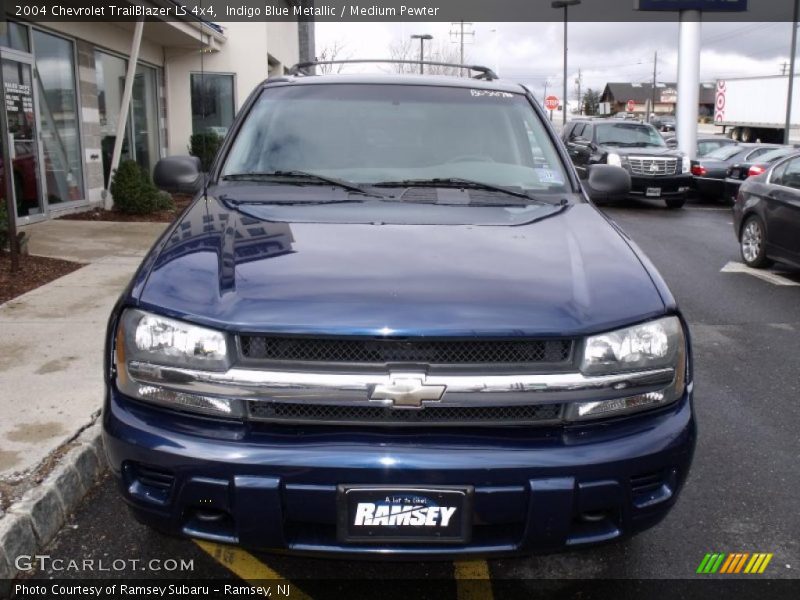 Indigo Blue Metallic / Medium Pewter 2004 Chevrolet TrailBlazer LS 4x4